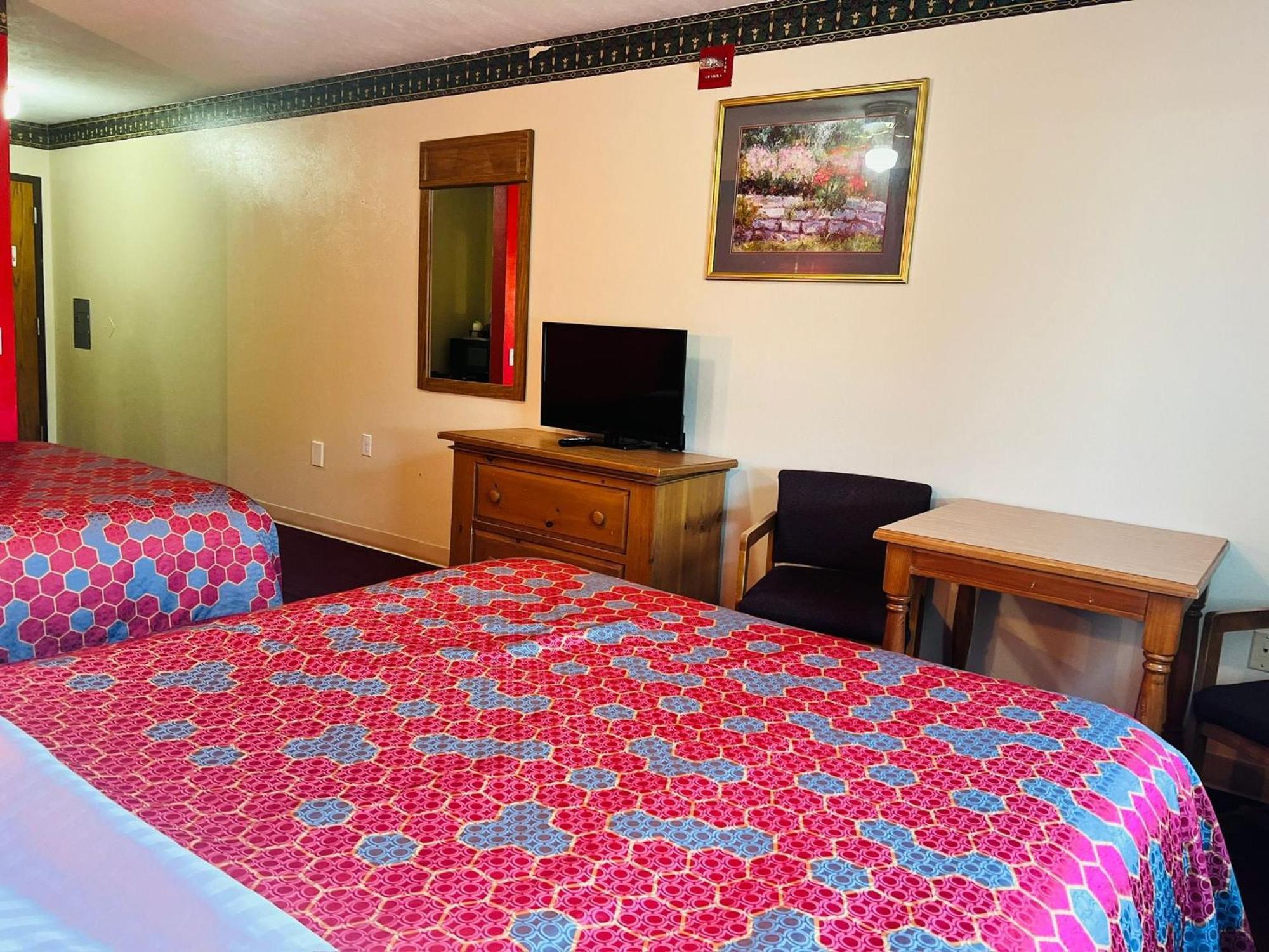 Fort Atkinson Villa Inn Motel Near Hwy 12 Wi Capital O المظهر الخارجي الصورة