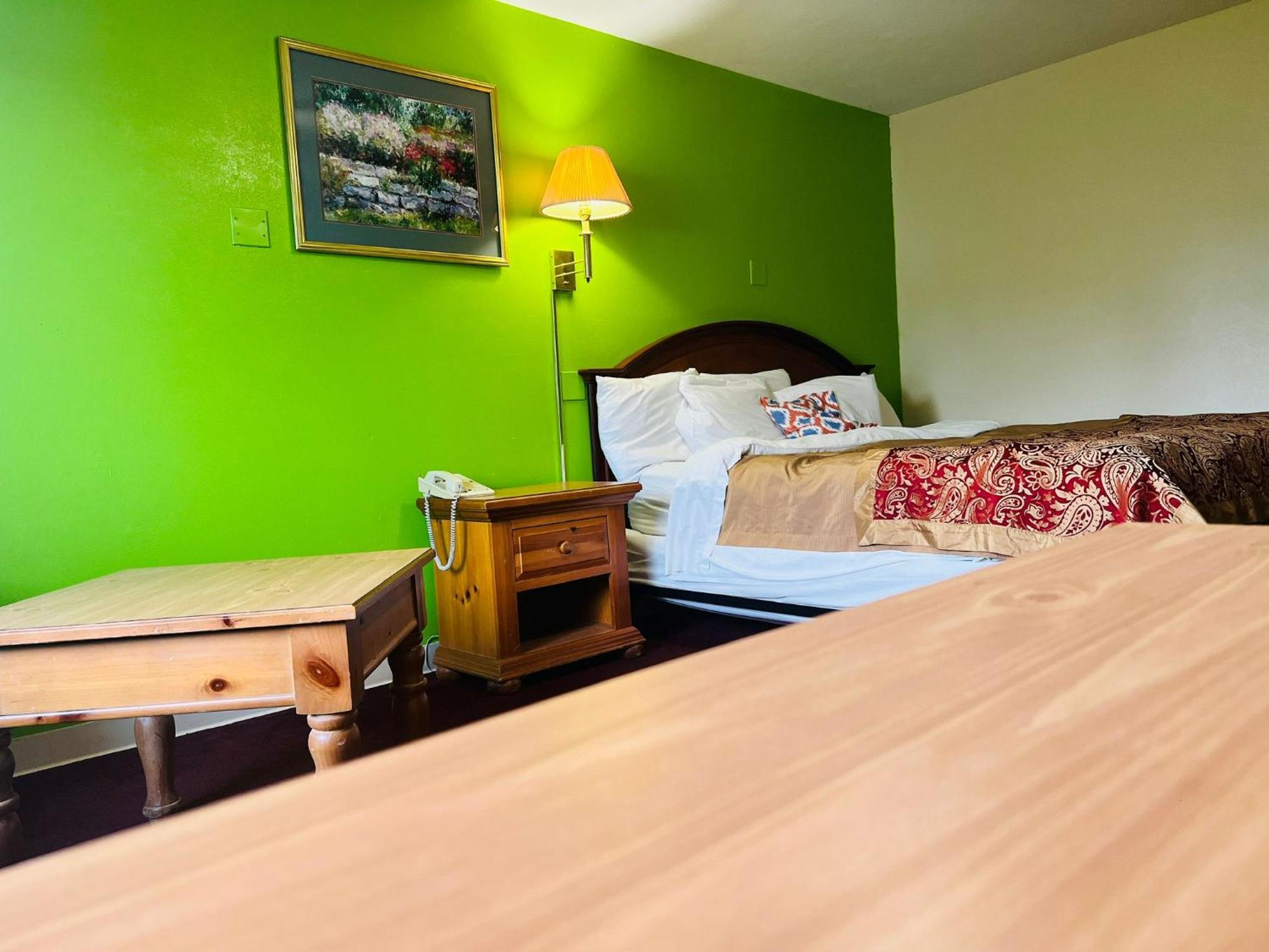 Fort Atkinson Villa Inn Motel Near Hwy 12 Wi Capital O المظهر الخارجي الصورة