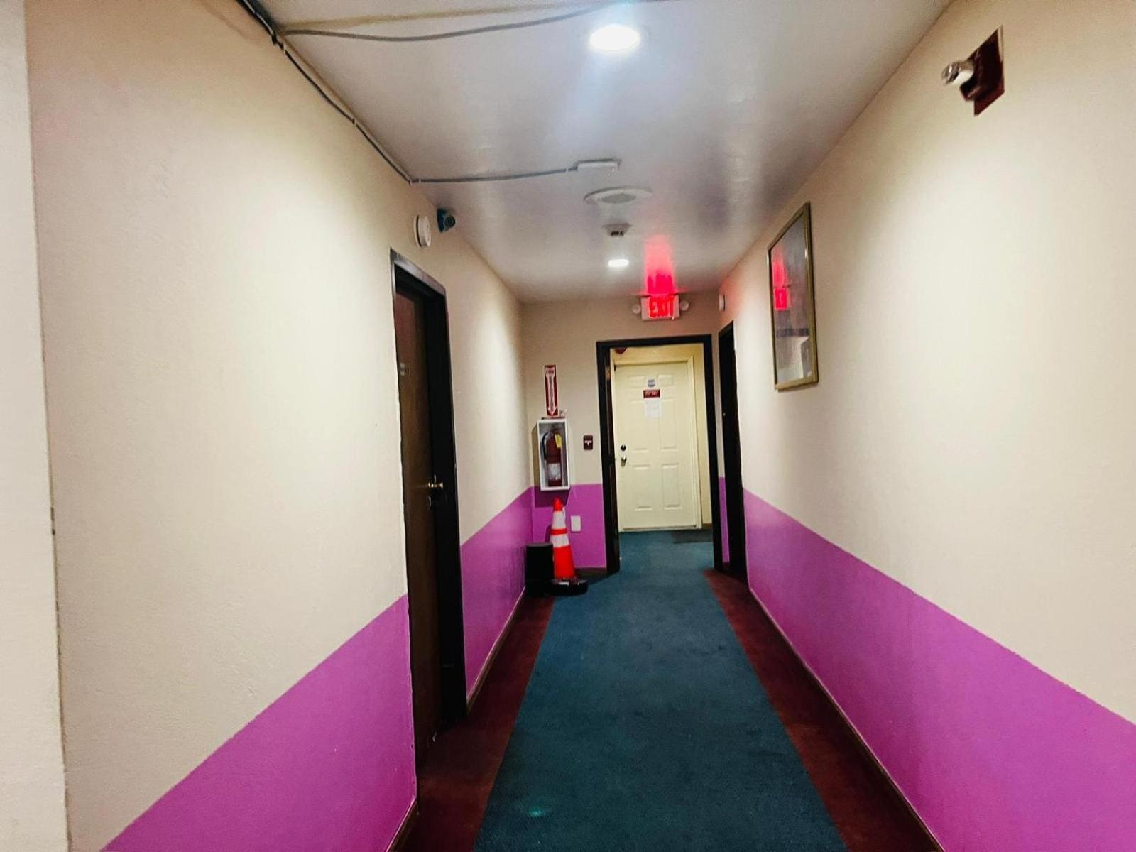 Fort Atkinson Villa Inn Motel Near Hwy 12 Wi Capital O المظهر الخارجي الصورة