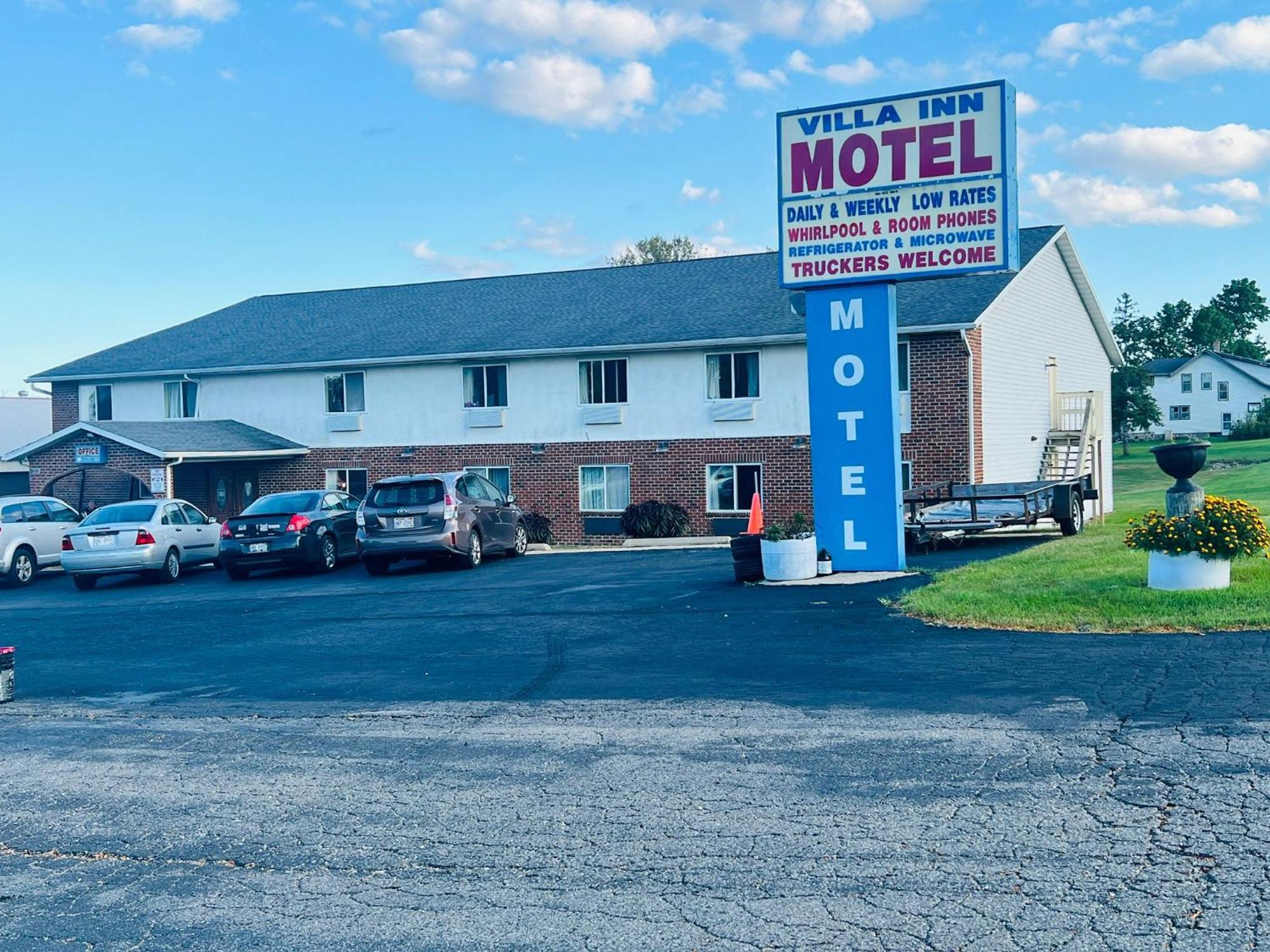 Fort Atkinson Villa Inn Motel Near Hwy 12 Wi Capital O المظهر الخارجي الصورة