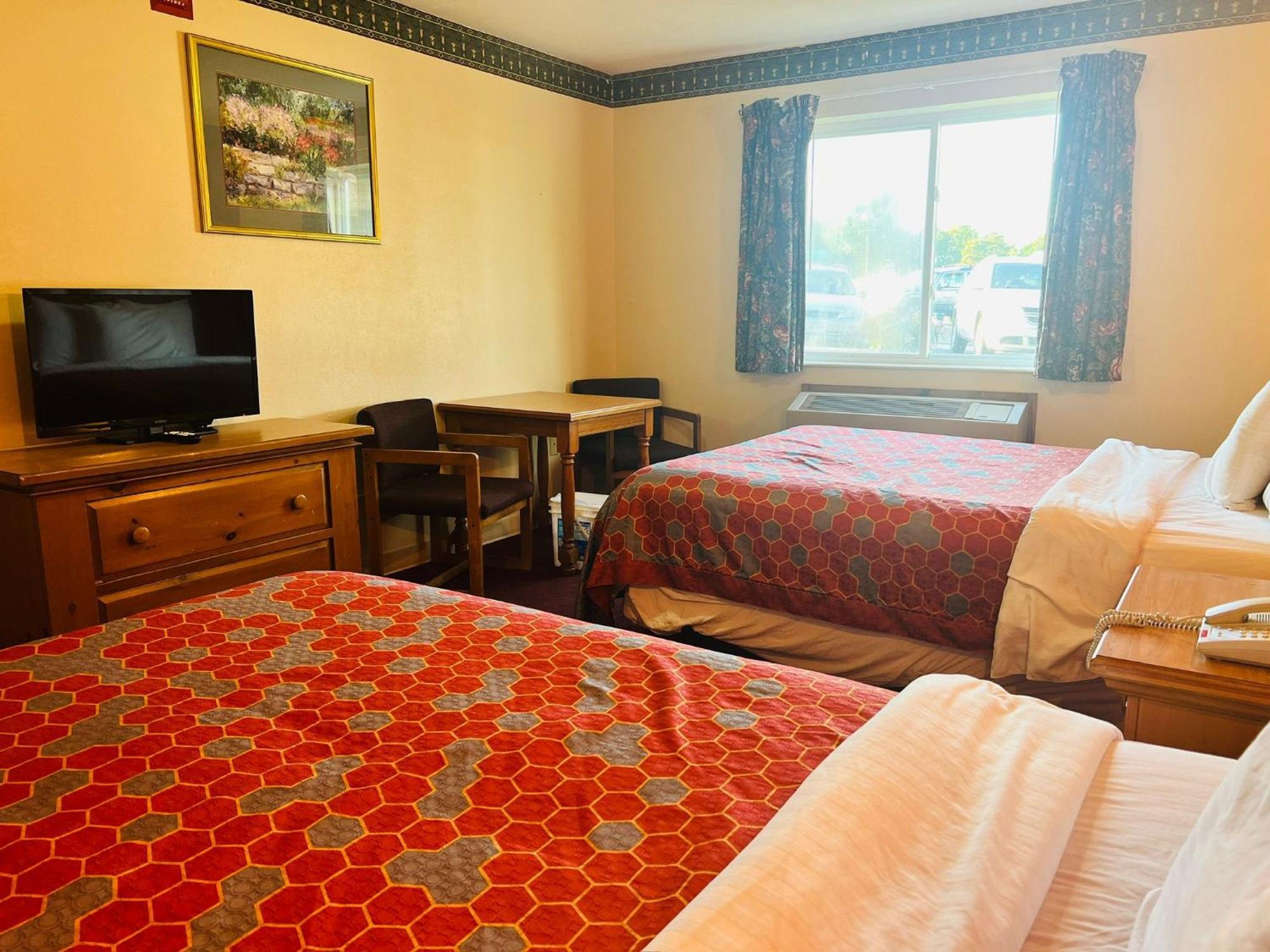 Fort Atkinson Villa Inn Motel Near Hwy 12 Wi Capital O المظهر الخارجي الصورة