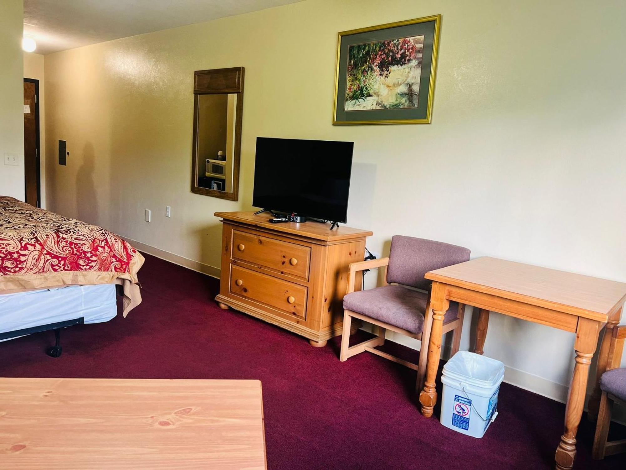 Fort Atkinson Villa Inn Motel Near Hwy 12 Wi Capital O المظهر الخارجي الصورة